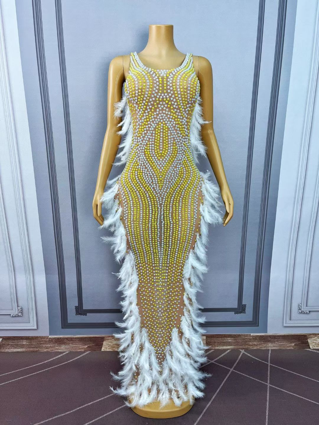 CELESINYI Zhuhai Crystal Pearl Feather Gown