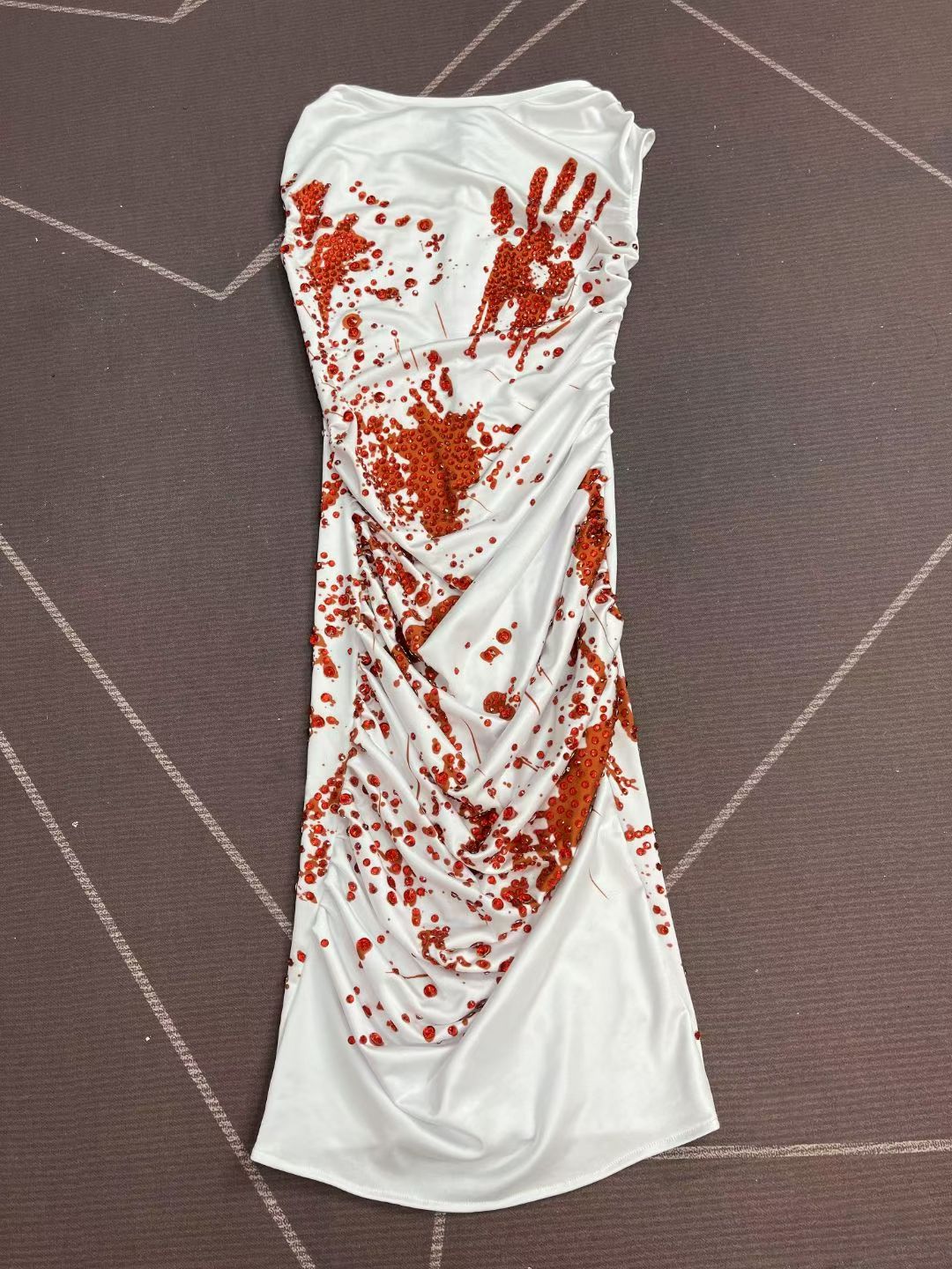 CELESINYI Xueshouyin Crystal Blood Splatter Dress
