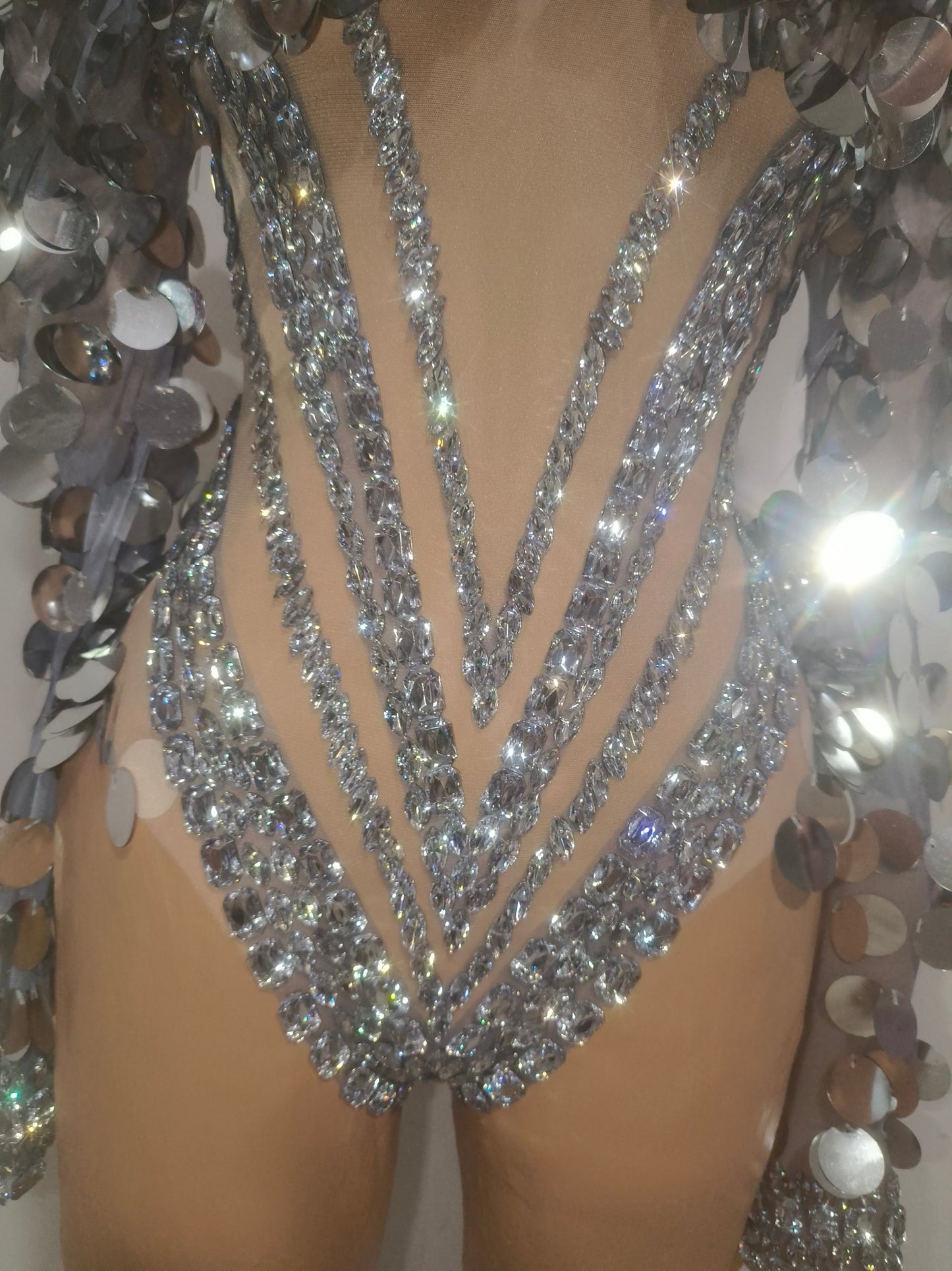 CELESINYI Shuiyue Crystal Silver Sequin Bodysuit