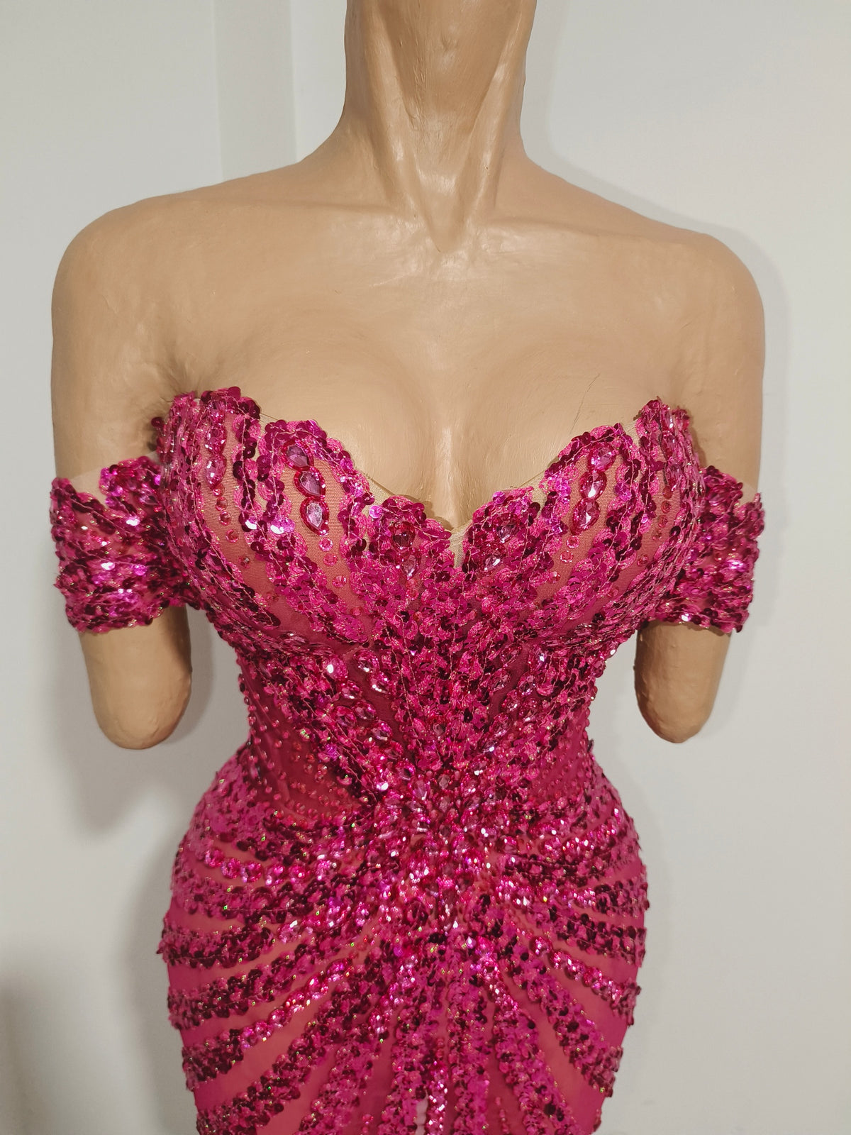 CELESINYI Huarong Rhinestone Fuchsia Mini Dress