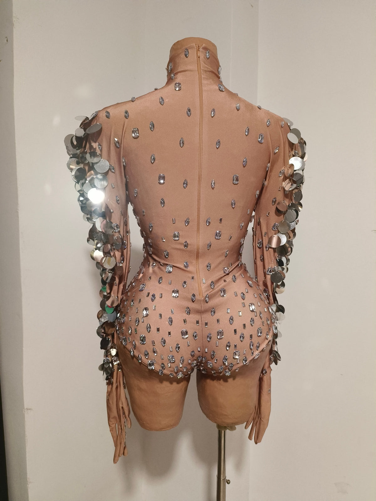 CELESINYI Linyu Rhinestone Streamer Bodysuit