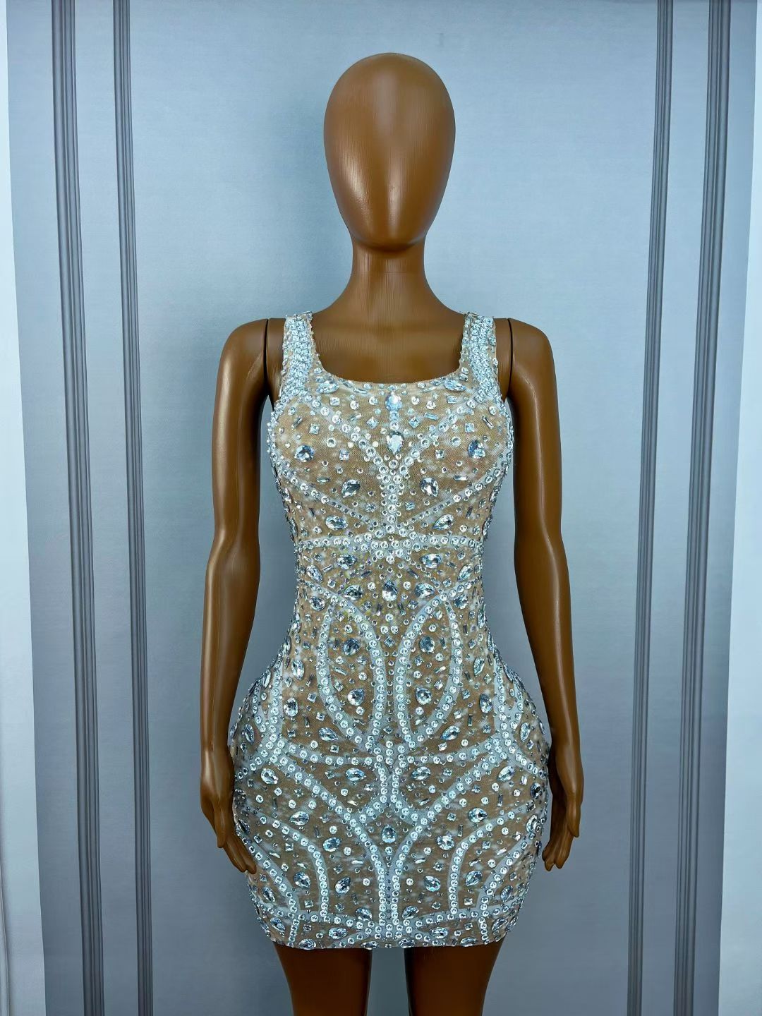CELESINYI Fengji Crystal Stage Dress