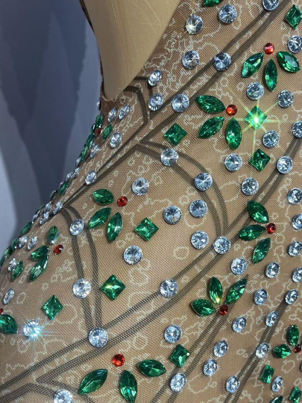 CELESINYI Caolvwang Crystal Emerald Leaf Gown