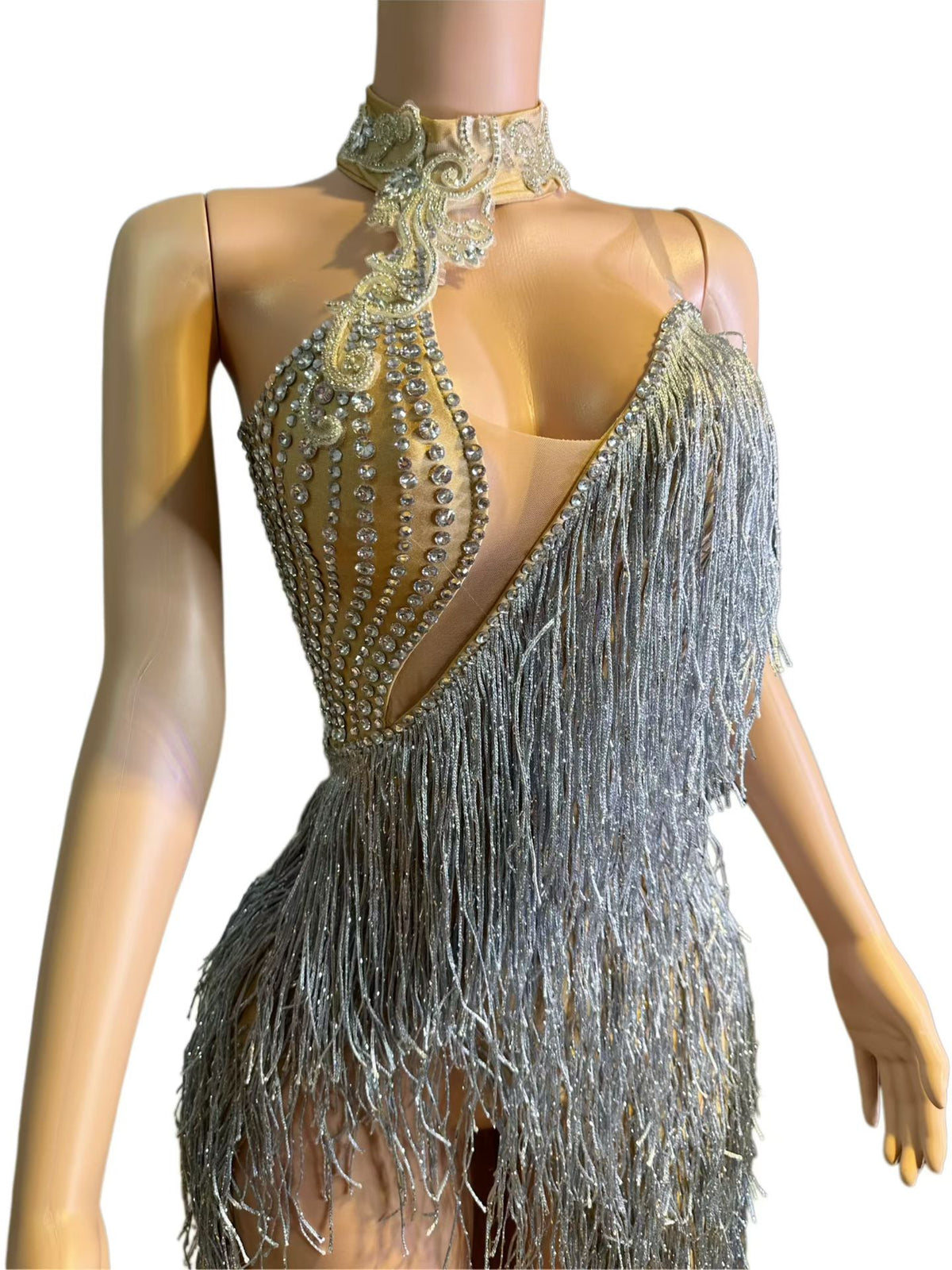 CELESINYI Zhanchunhui Crystal Silver Fringe Gown
