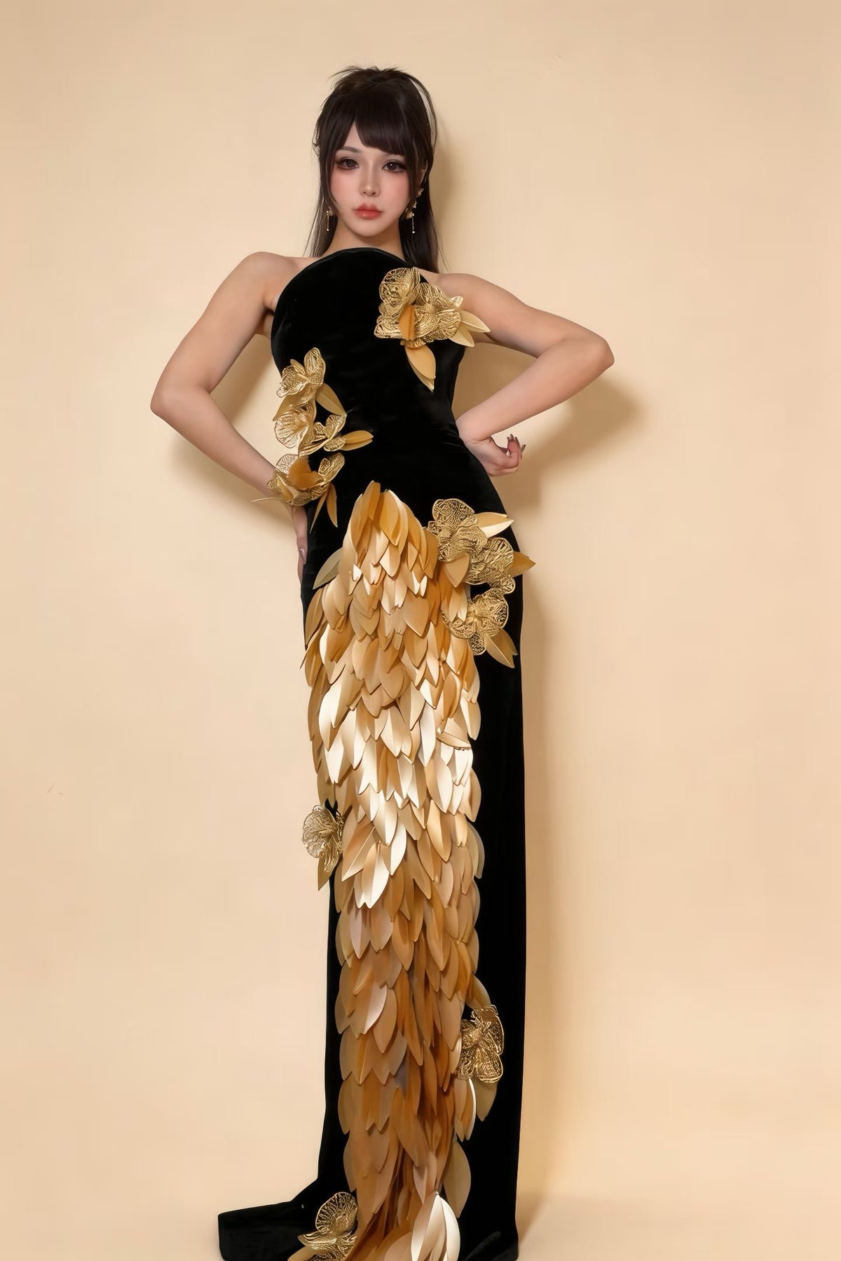 CELESINYI Zhongqiu Crystal Black Velvet Gold Gown