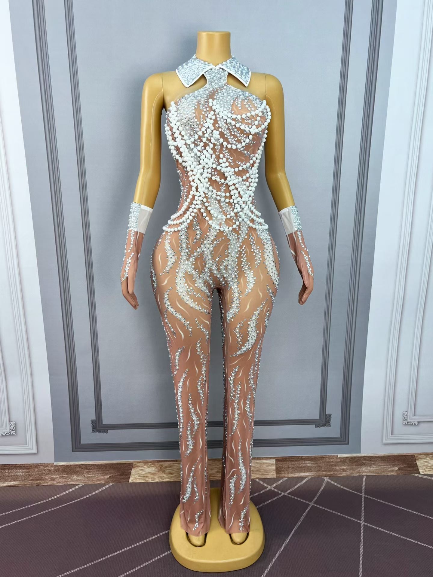 CELESINYI Yuezhu Crystal Pearl Fringe High Collar Gown