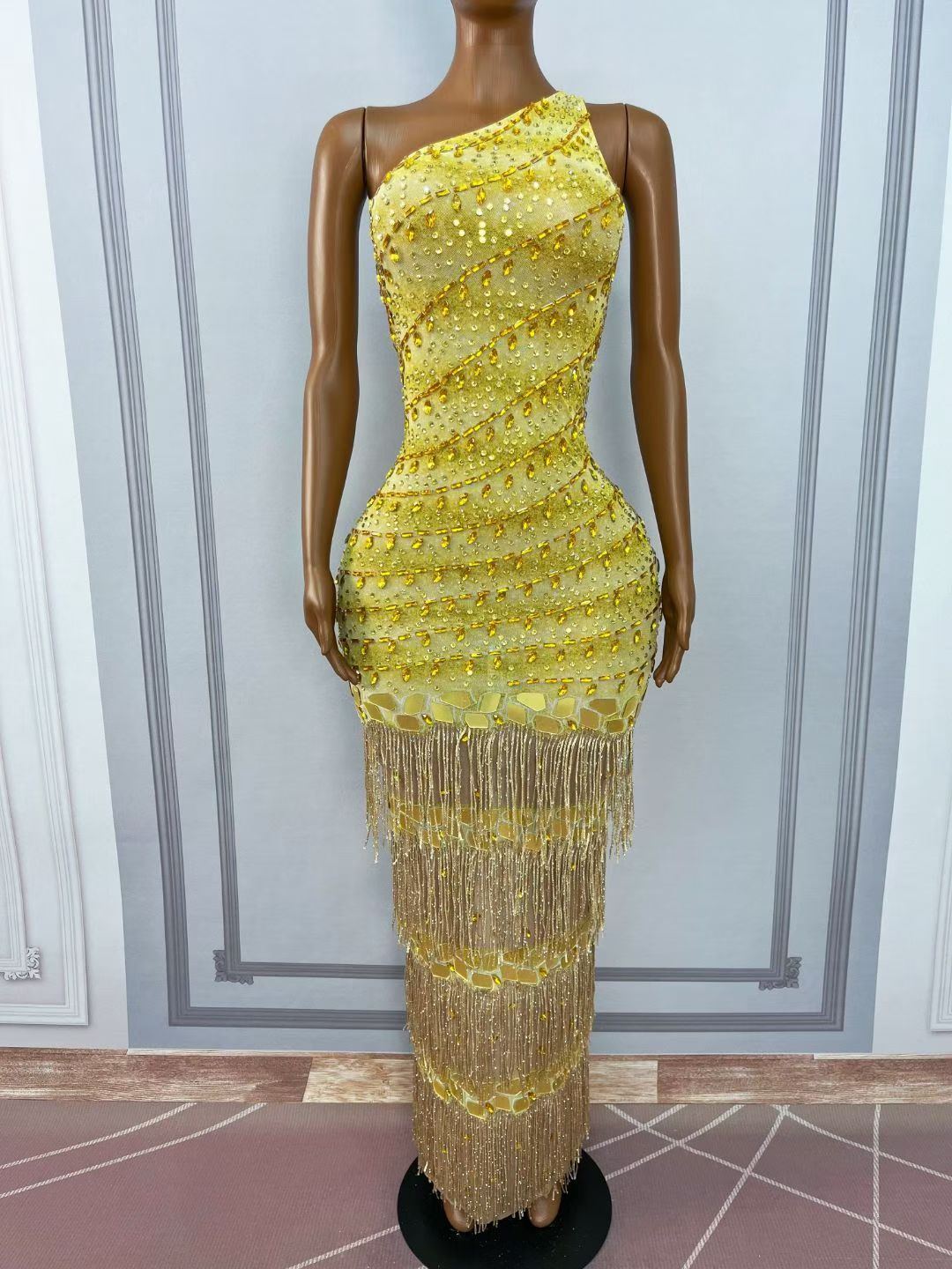 CELESINYI Jinxiansi Crystal Gold Mirror Fringe Gown