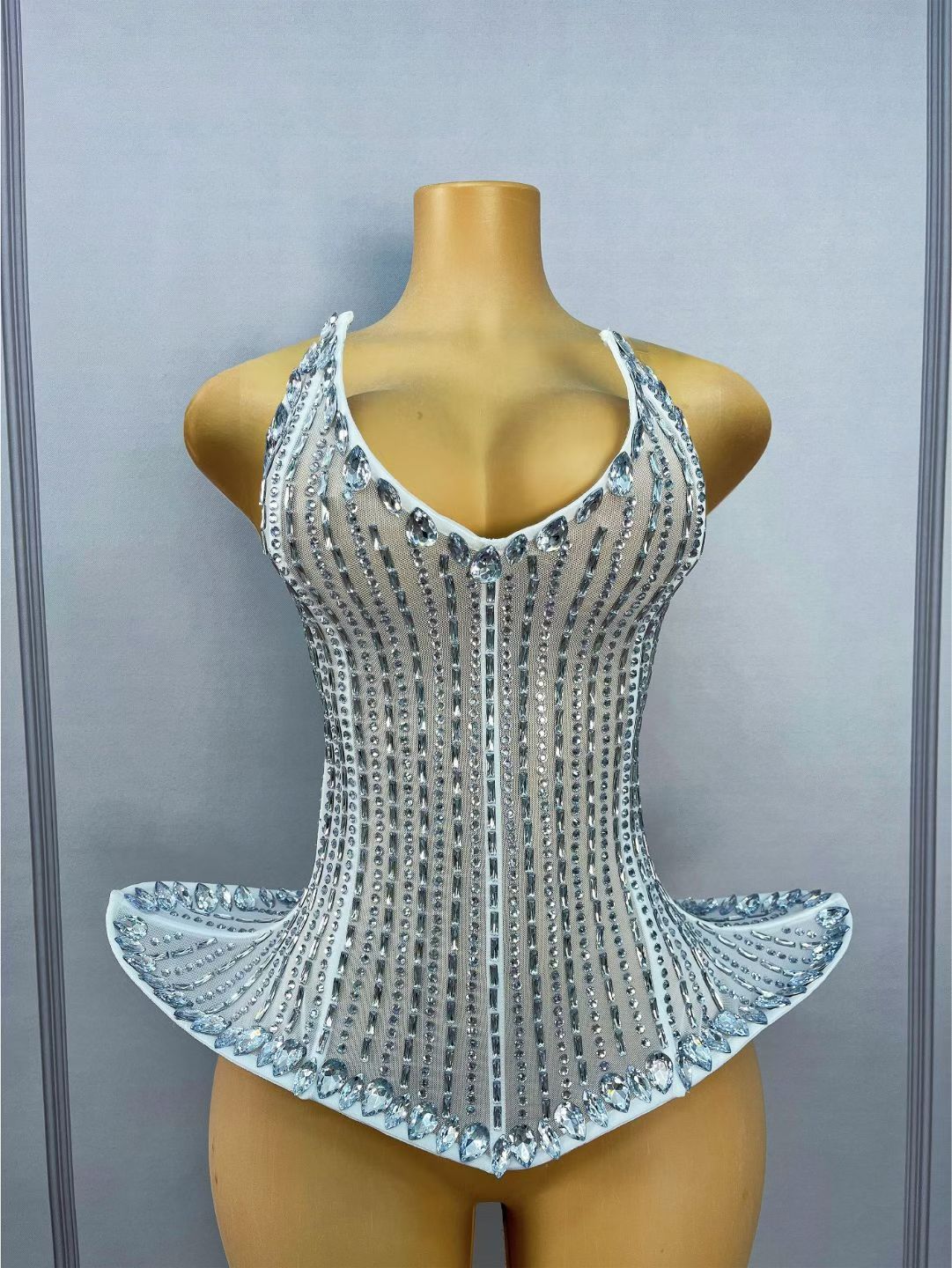 CELESINYI Jingxianhua Crystal Floral Stage Dress