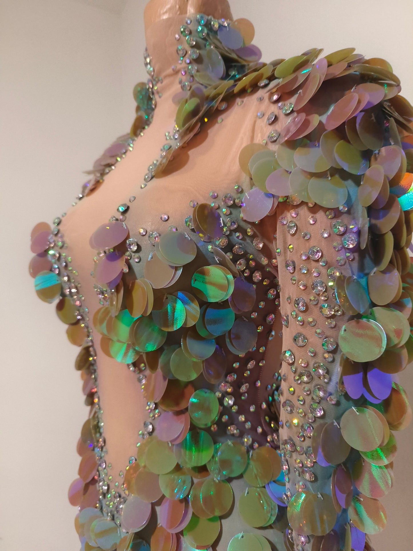 CELESINYI Yupi Crystal Iridescent Bodysuit