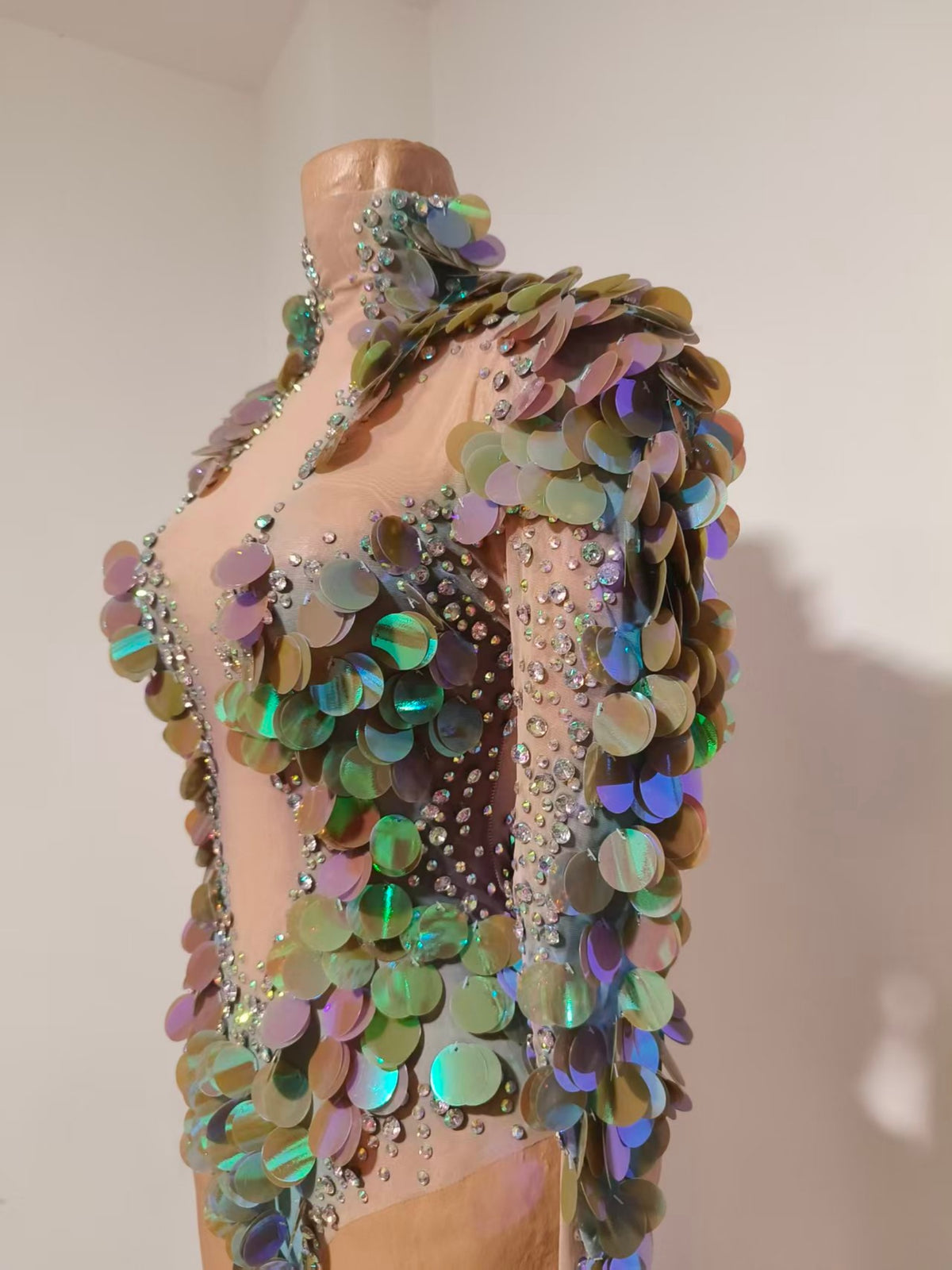 CELESINYI Yupi Crystal Iridescent Bodysuit