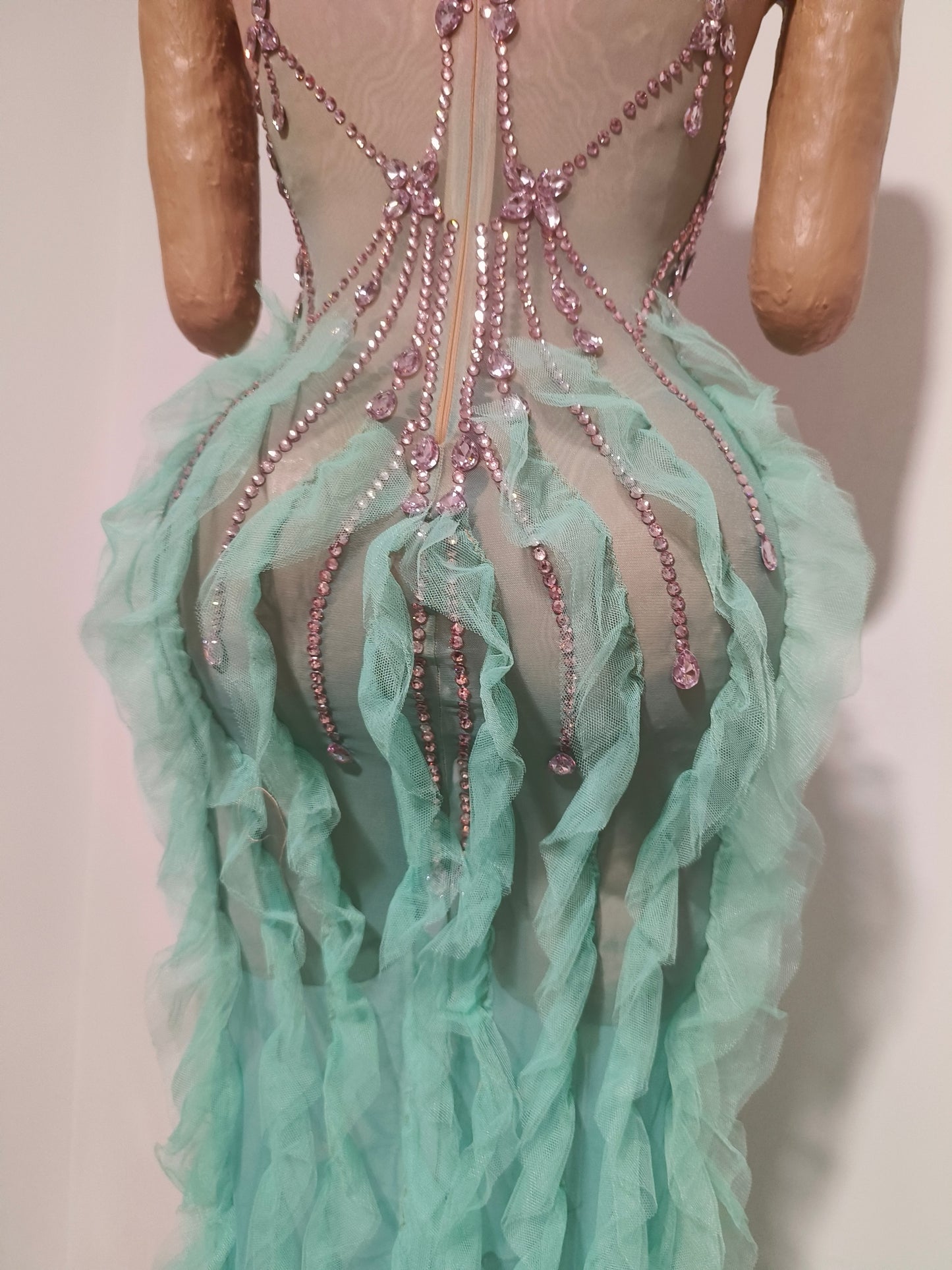 CELESINYI Qingliang Crystal Mint Ruffle Gown