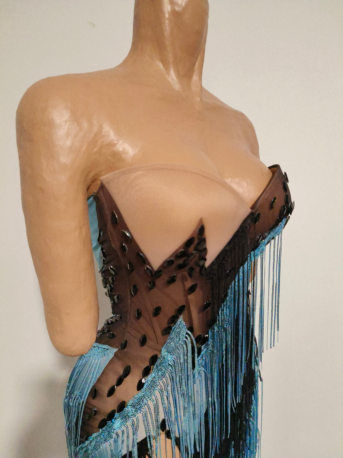 CELESINYI Qinggao Rhinestone Blue Black Fringe Gown