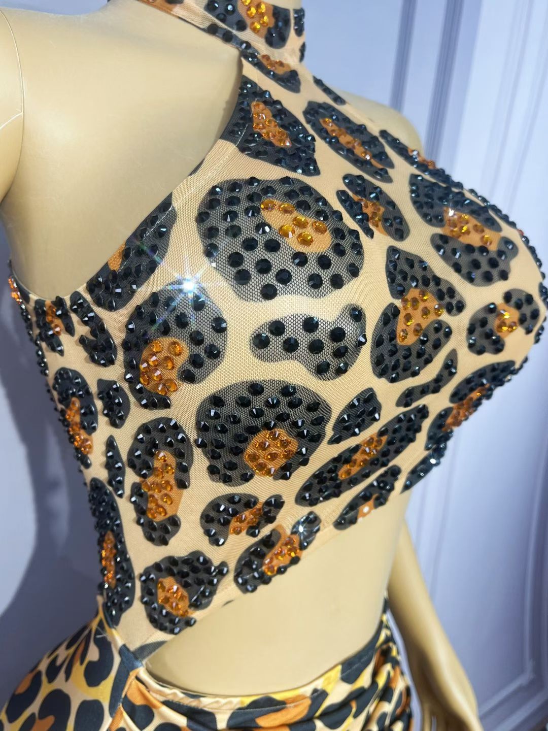 CELESINYI Yaredai Crystal Tropical Print Dress