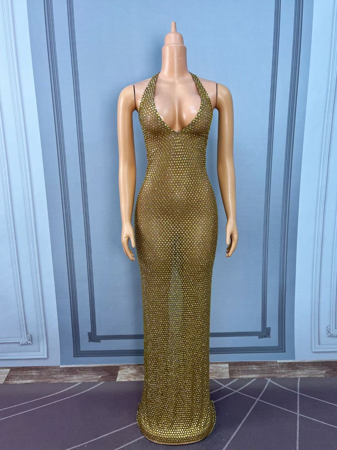 CELESINYI Jinmantang Crystal Gold Mesh Gown