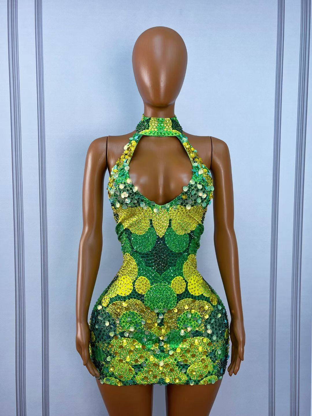 Qingzongzi Rhinestone Green Zongzi Dance Costume