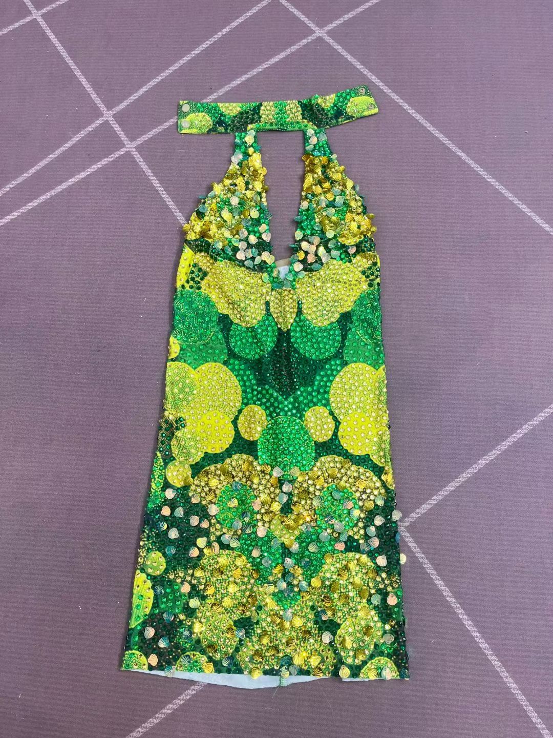 Qingzongzi Rhinestone Green Zongzi Dance Costume