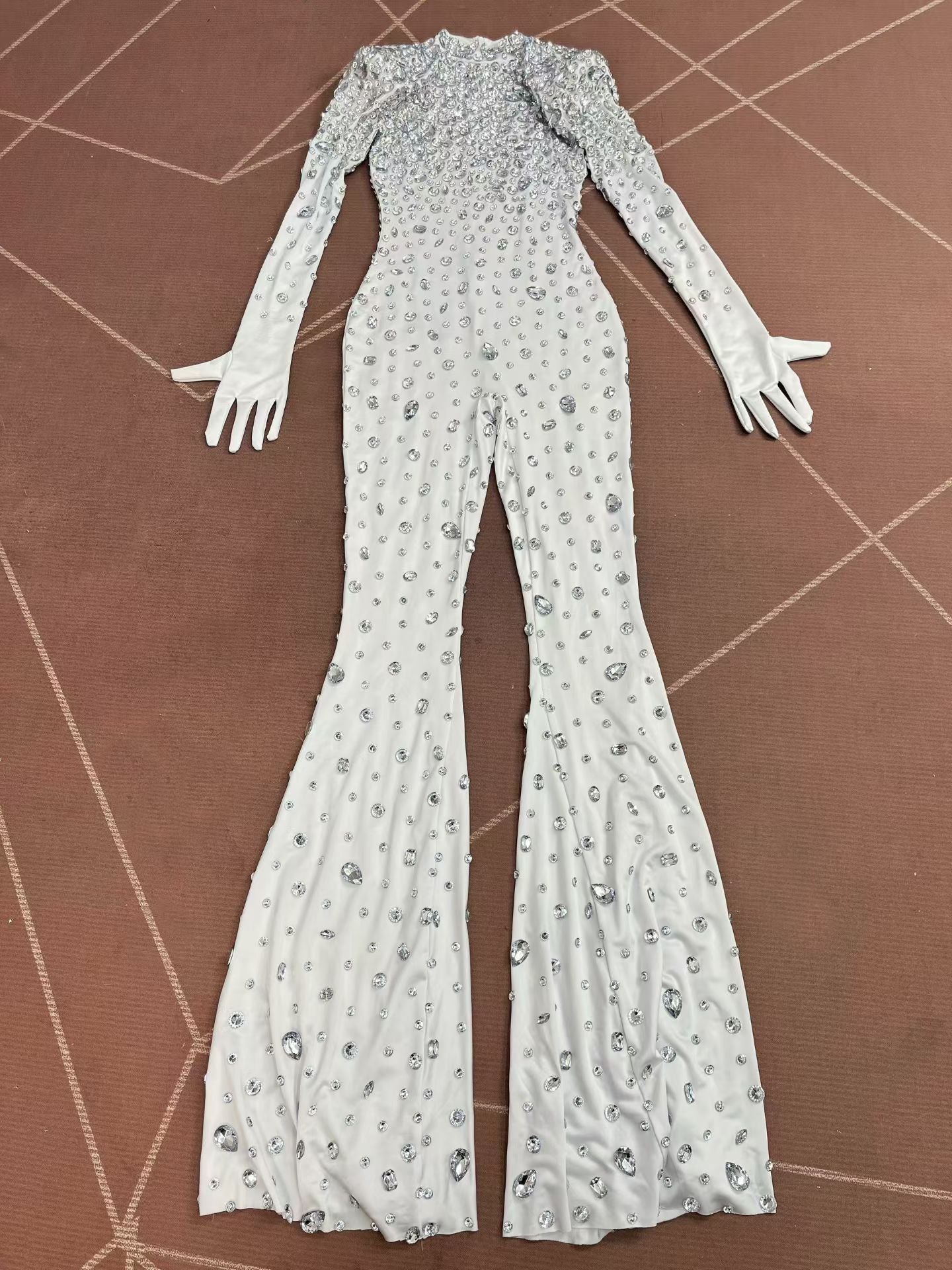 CELESINYI Dashuijing Crystal Bell-Bottom Jumpsuit (White)