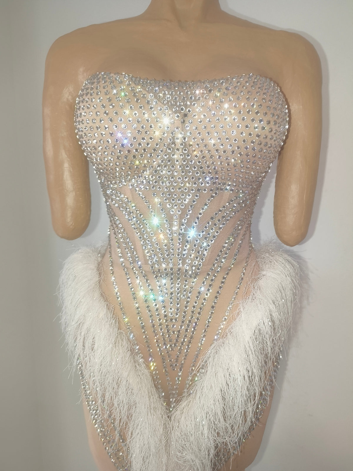 CELESINYI Fengwei Crystal Ostrich Feather Gown