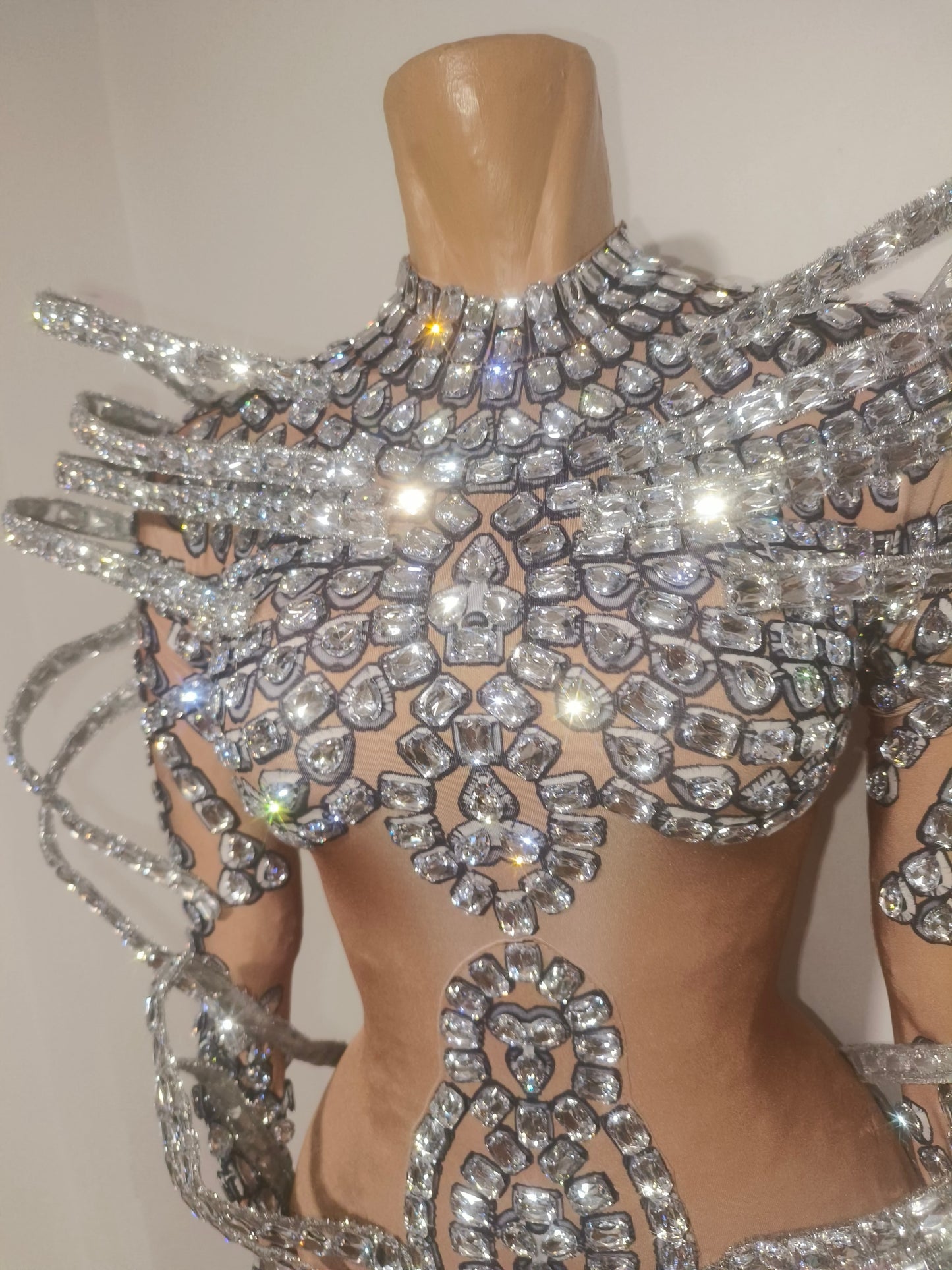 CELESINYI Jiazhuang Crystal Skeleton Bodysuit