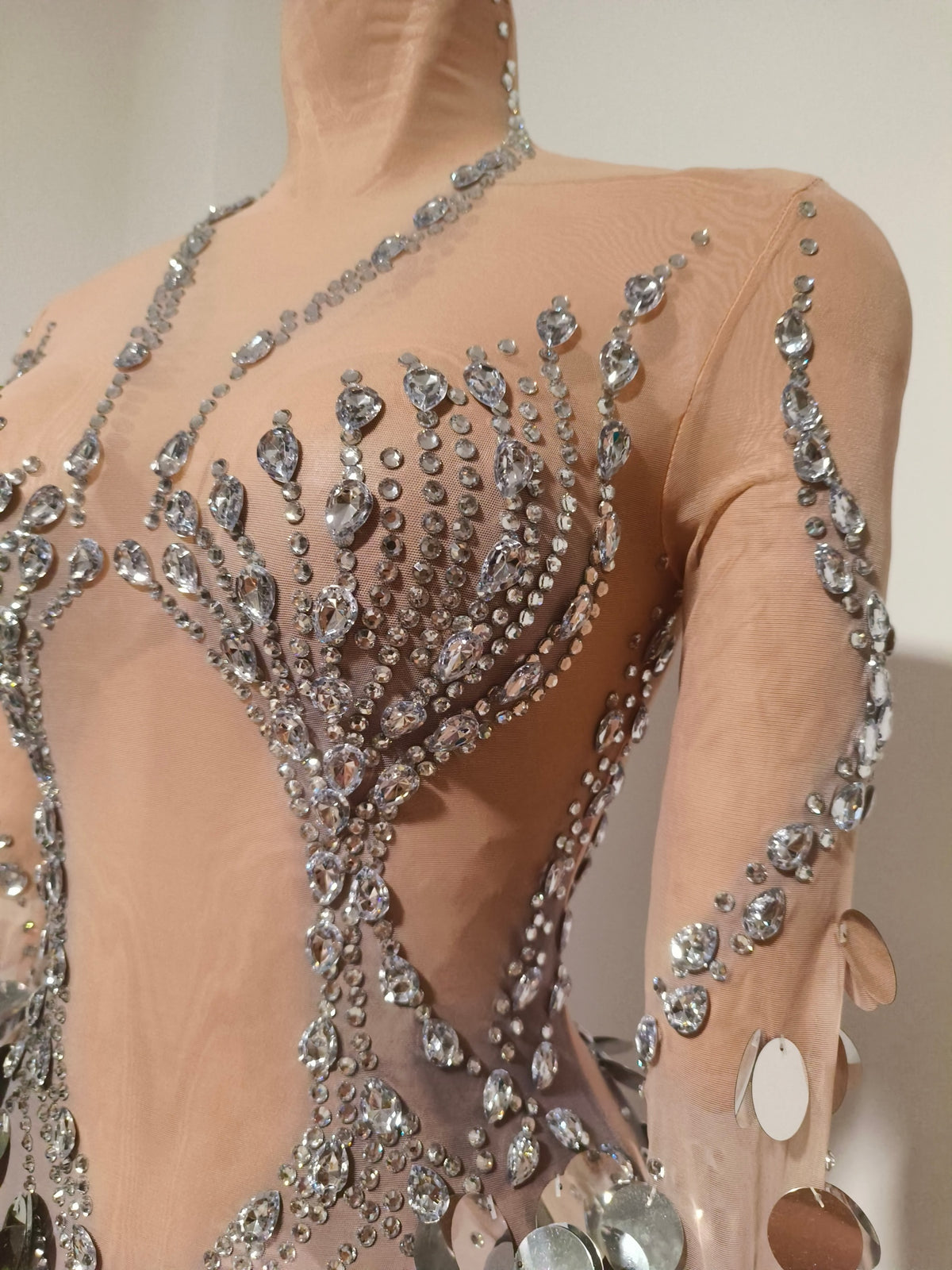 CELESINYI Jiubei Crystal Silver Sequin Gown