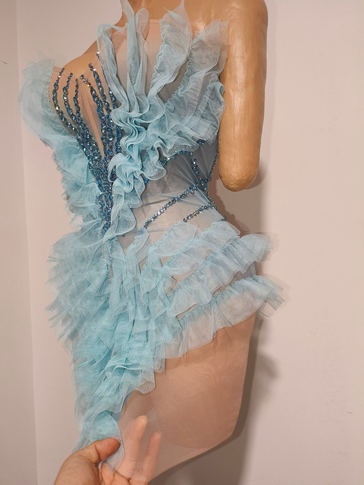 CELESINYI Liangkuai Crystal Sky Blue Ruffled Bodysuit