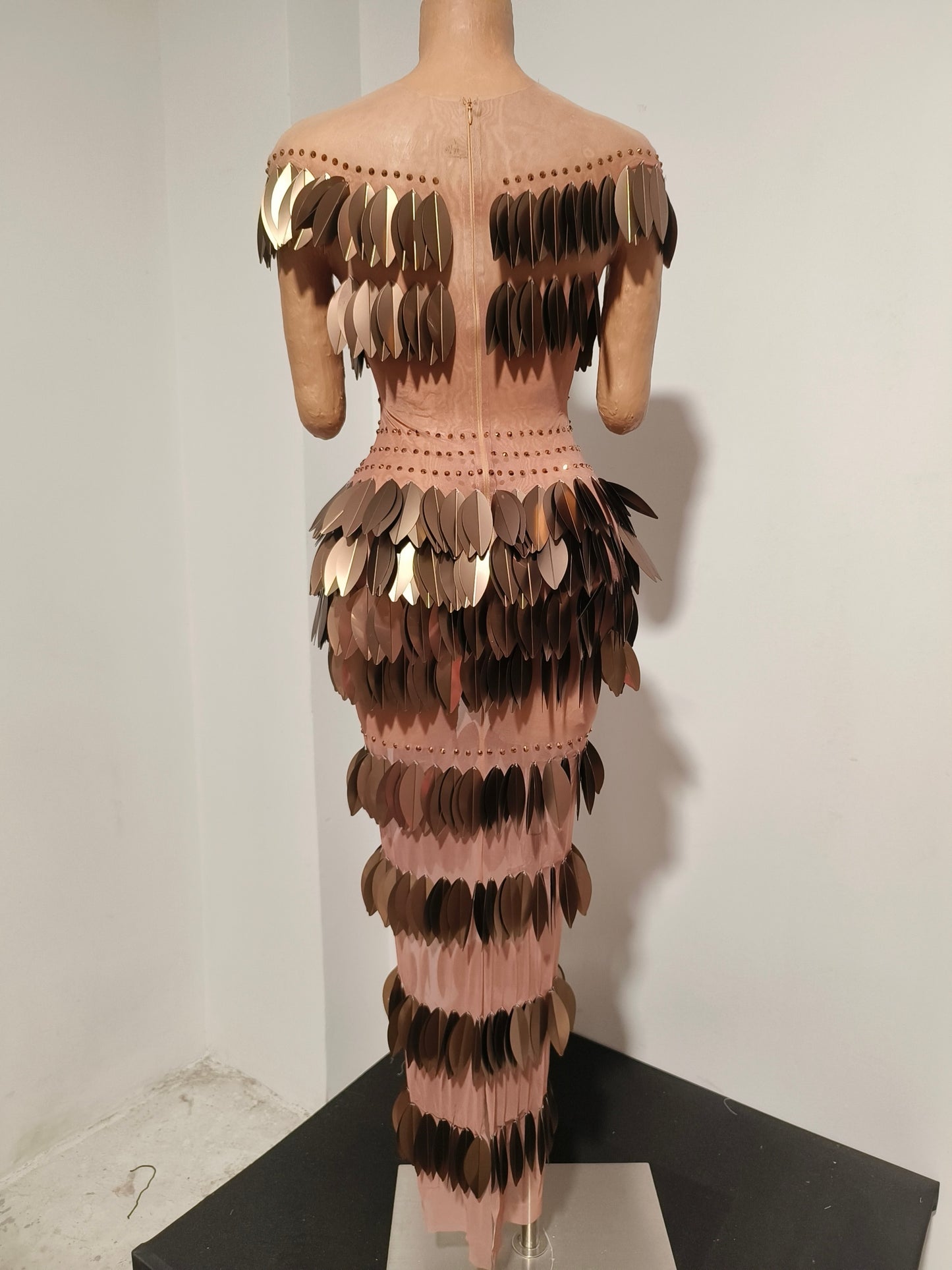 CELESINYI Feizhou Crystal Bronze Scale Gown