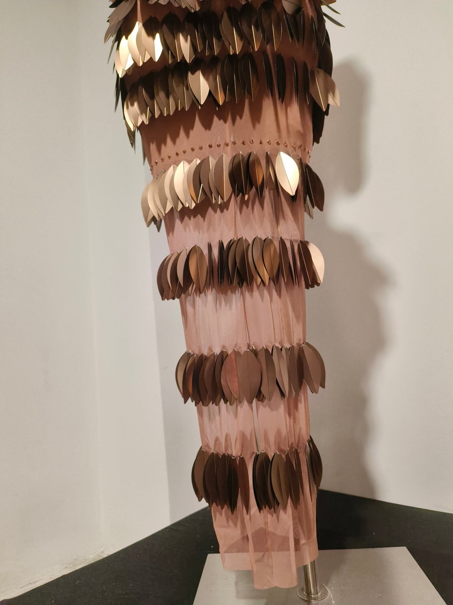 CELESINYI Feizhou Crystal Bronze Scale Gown