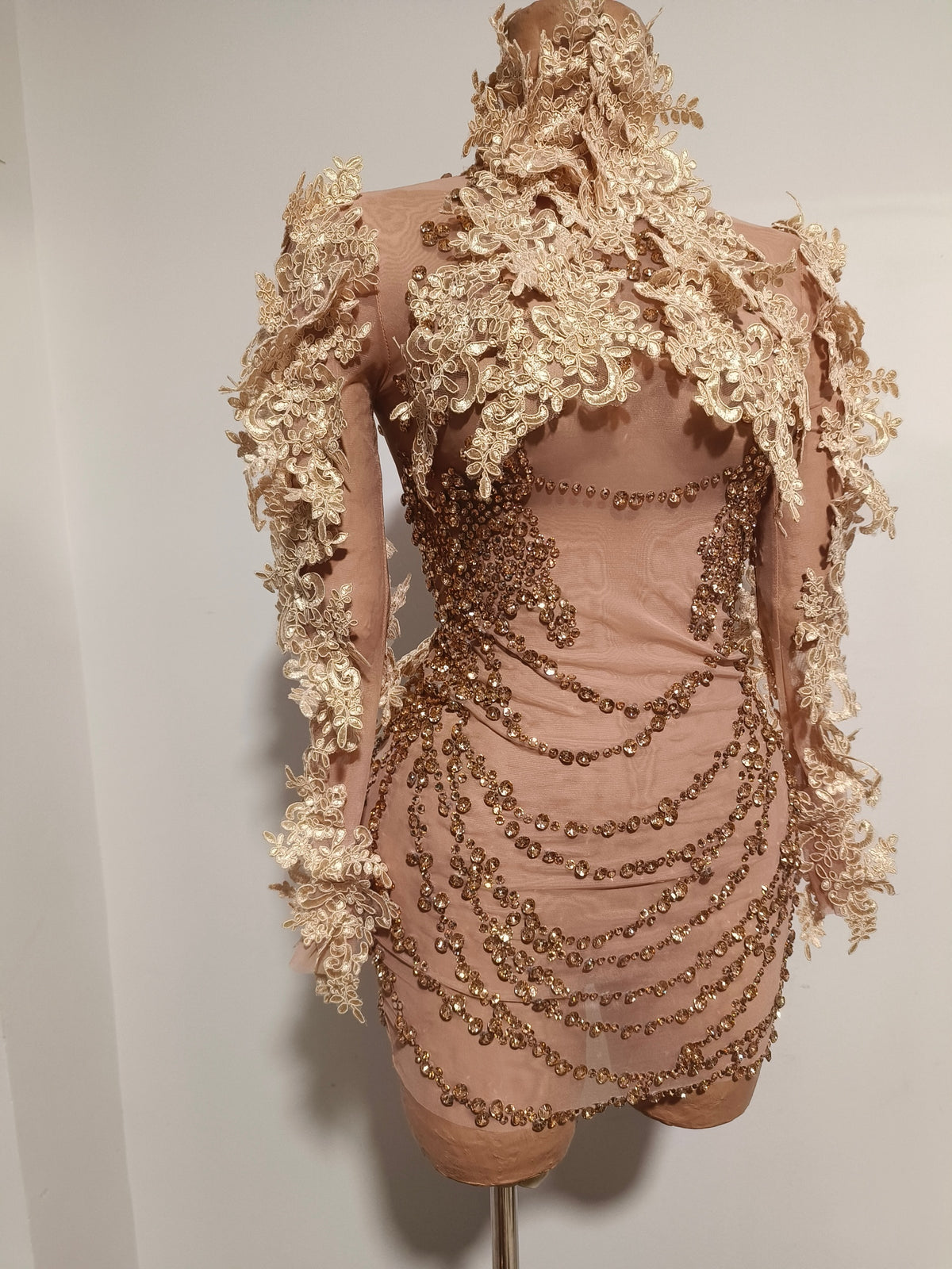CELESINYI Jinghua Crystal Champagne Lace Mini Dress