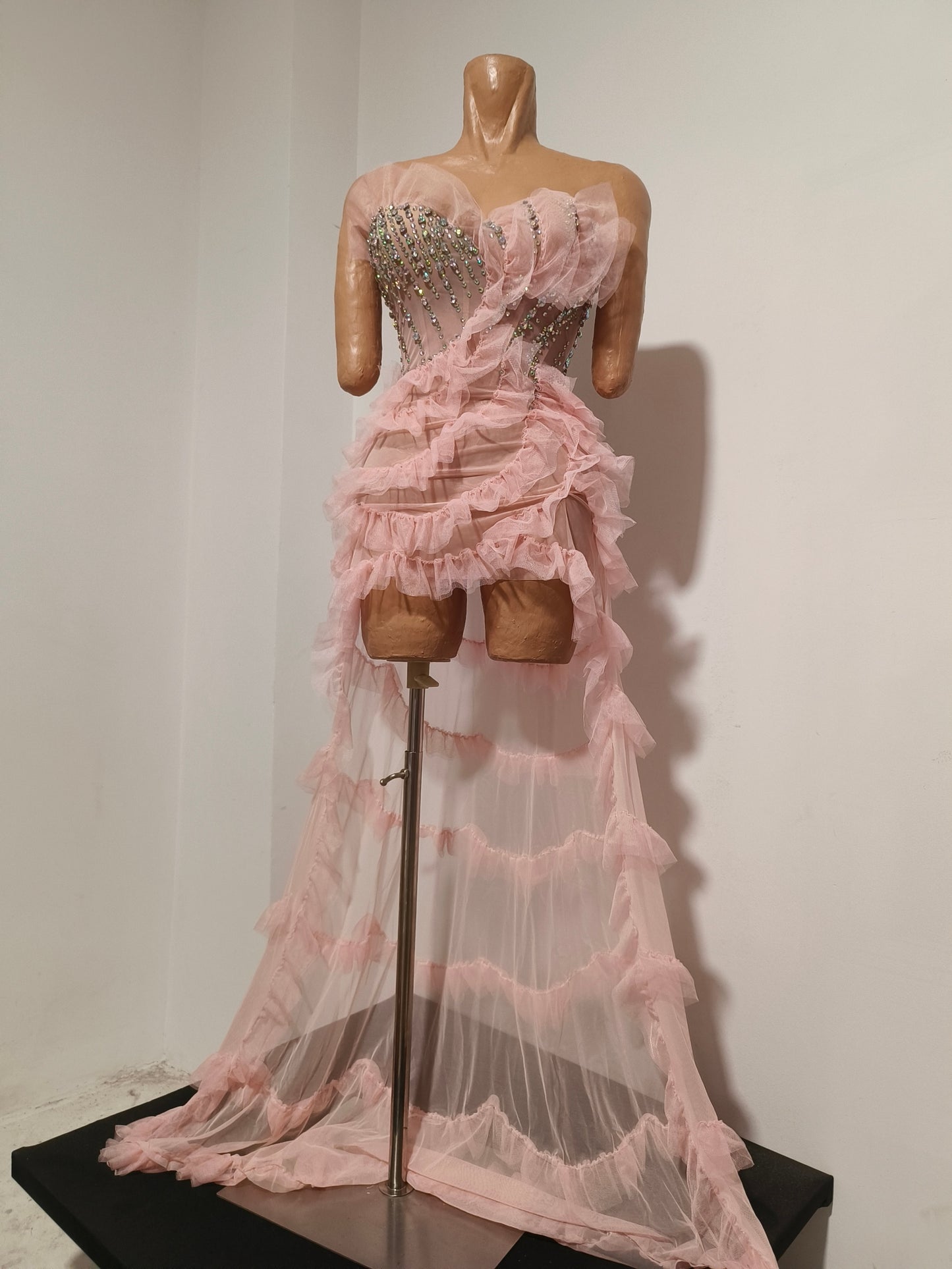 CELESINYI Fenfang Crystal Rose One Shoulder Train Gown
