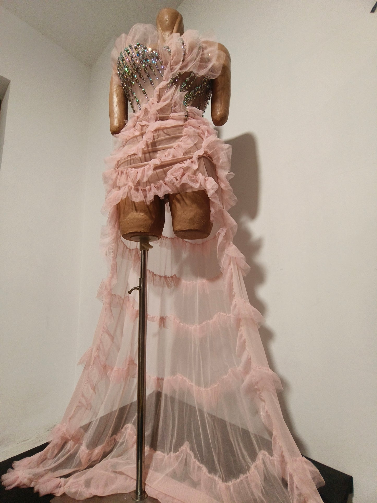 CELESINYI Fenfang Crystal Rose One Shoulder Train Gown