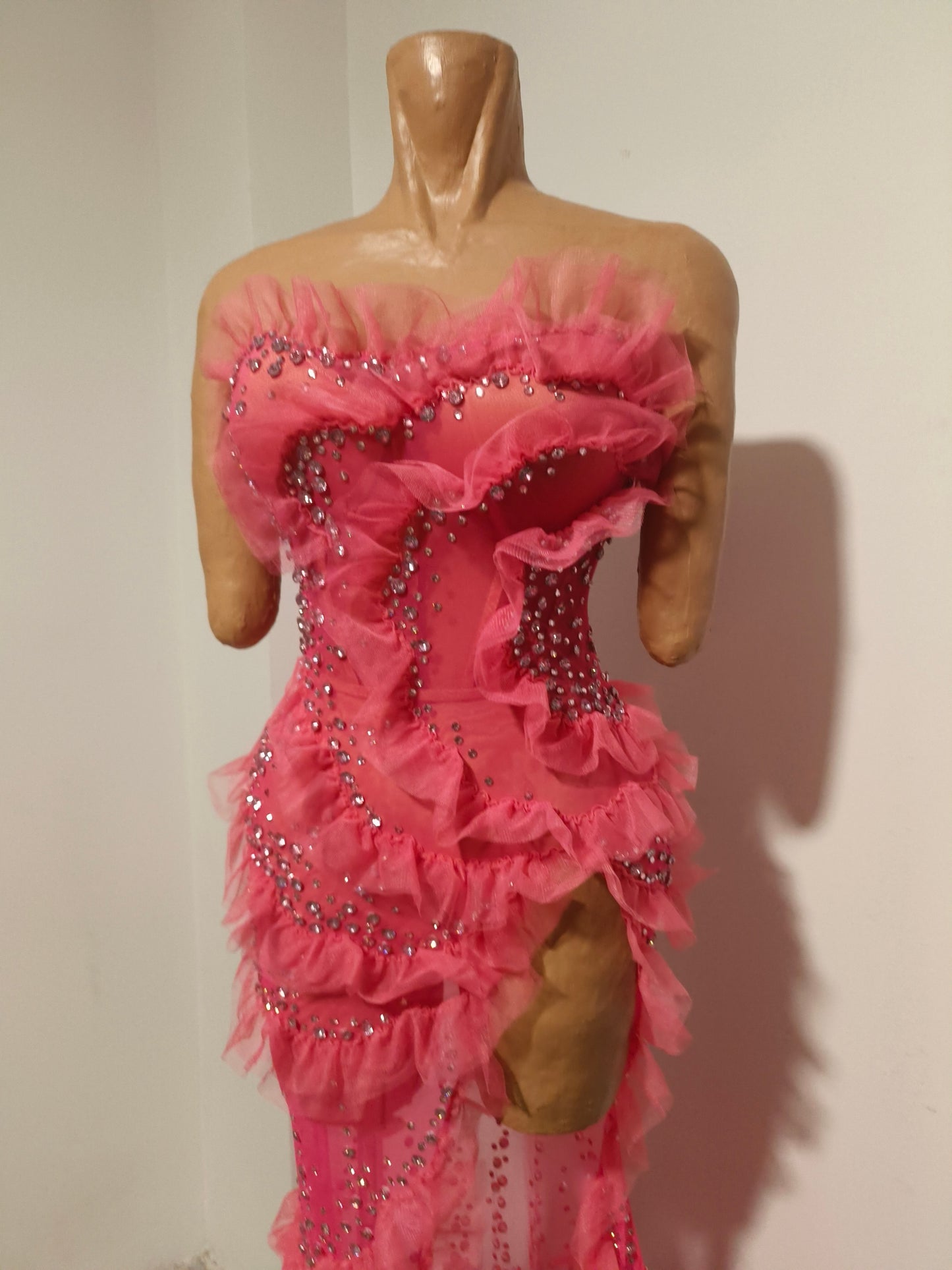 CELESINYI Shaoyao Crystal Fuchsia High Slit Gown