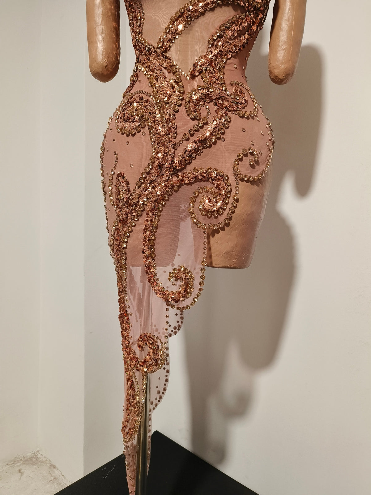 CELESINYI Qiuyue Crystal Bronze Filigree Train Gown