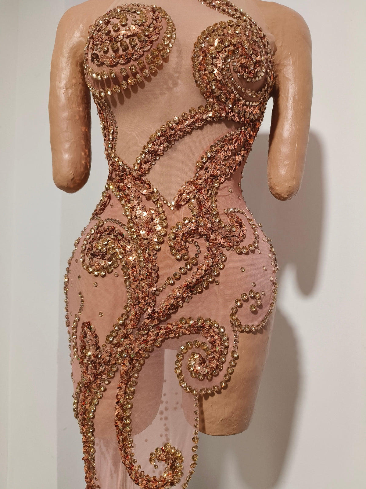 CELESINYI Qiuyue Crystal Bronze Filigree Train Gown