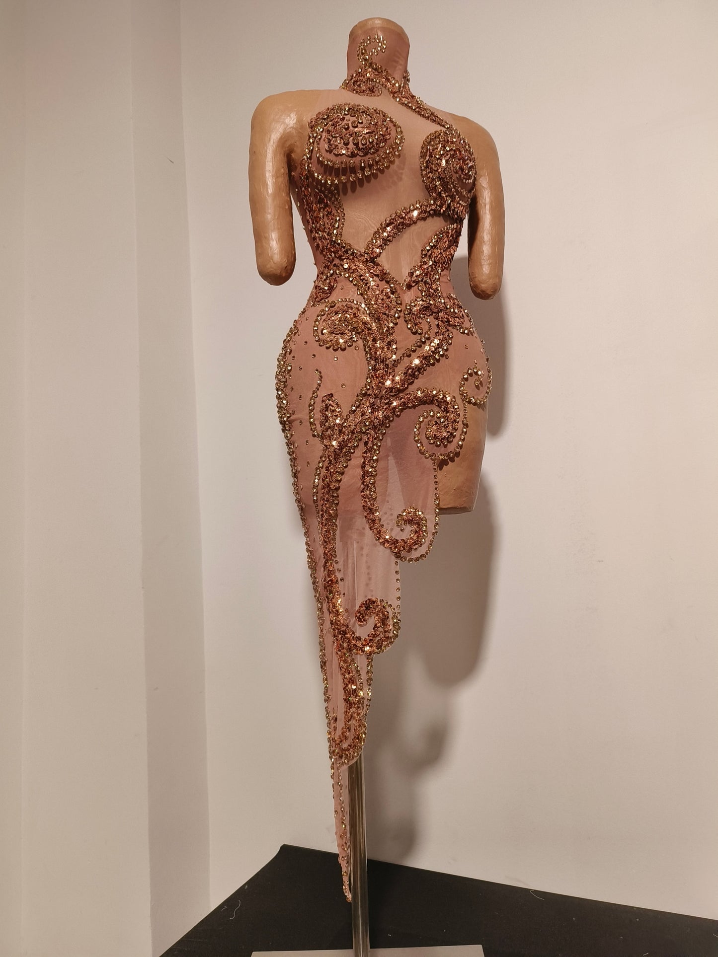 CELESINYI Qiuyue Crystal Bronze Filigree Train Gown
