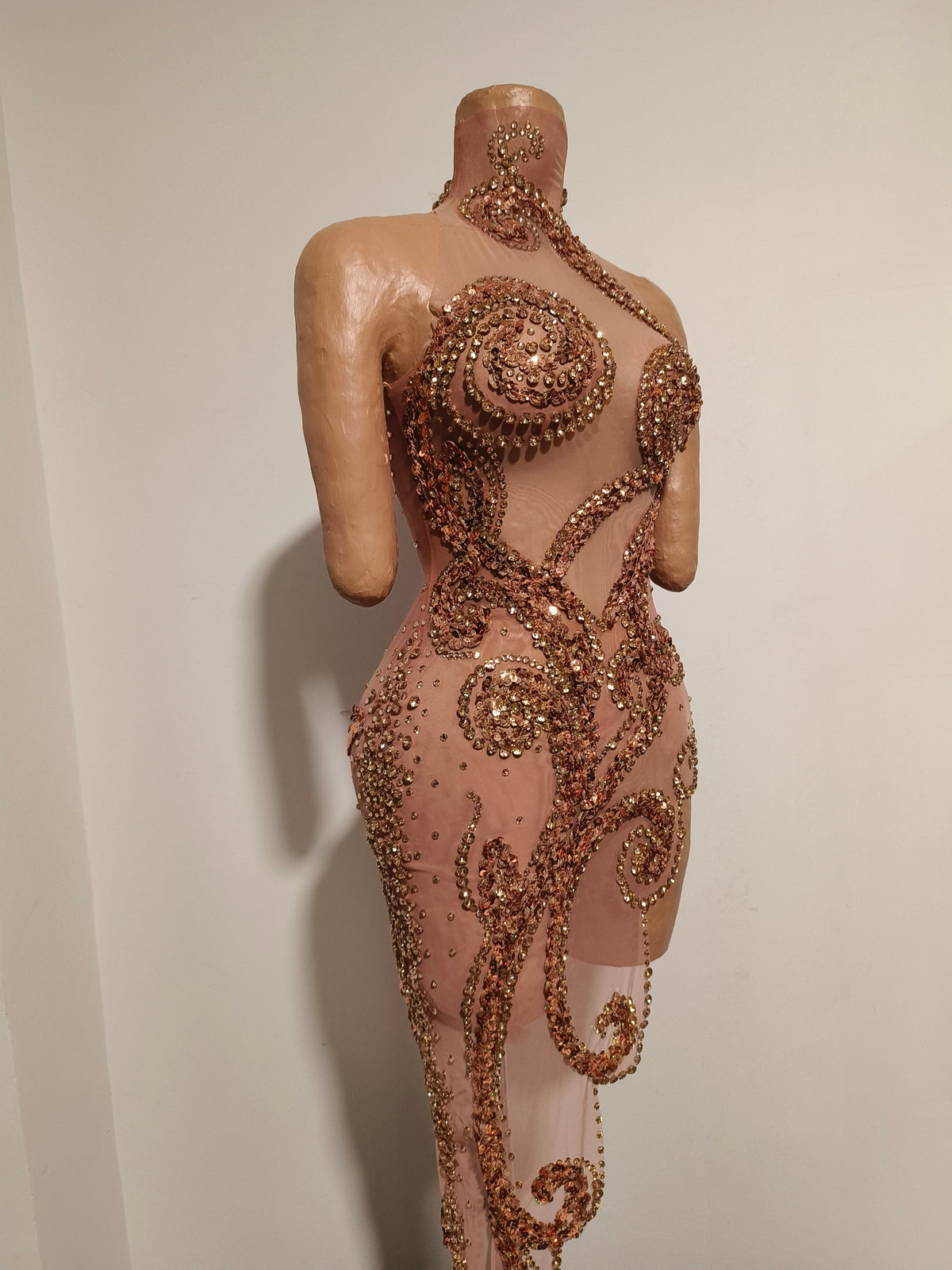 CELESINYI Qiuyue Crystal Bronze Filigree Train Gown