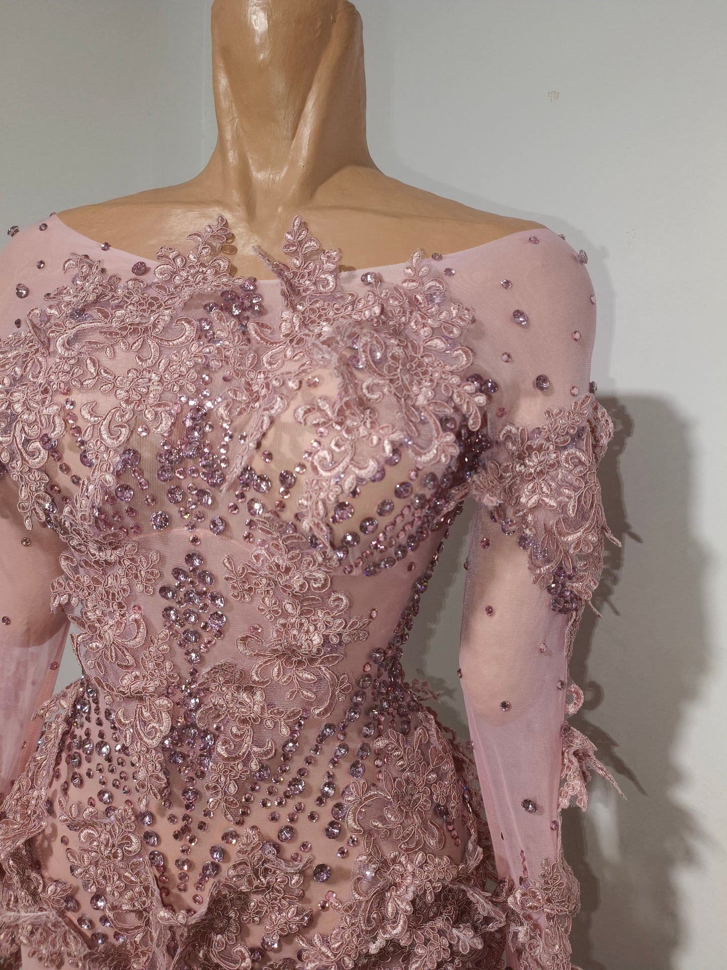 CELESINYI Chuntao Crystal Pink Floral Bodysuit