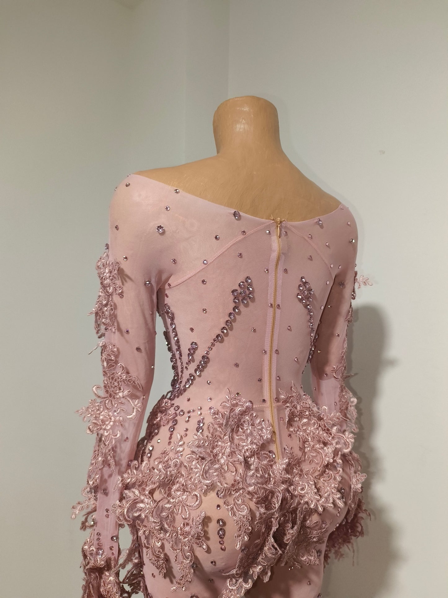 CELESINYI Chuntao Crystal Pink Floral Bodysuit