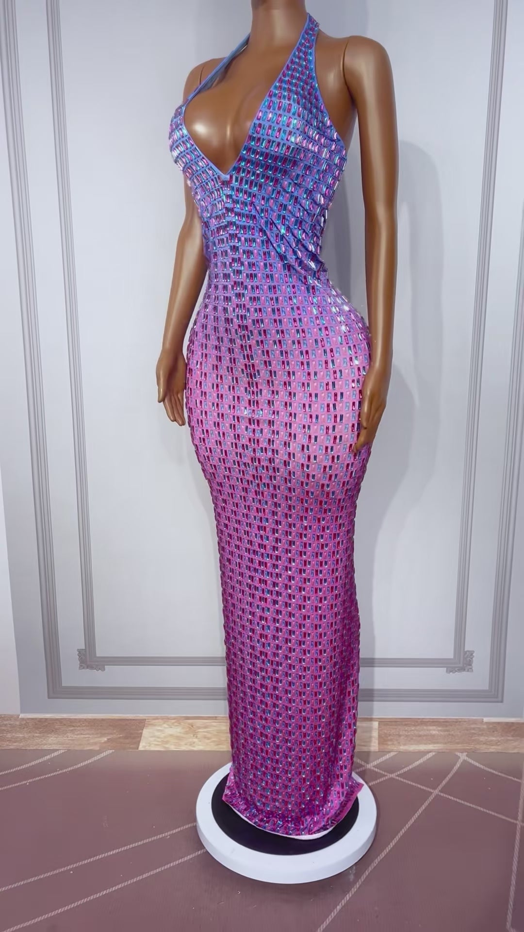 CELESINYI Binghuojia Crystal Gradient Halter Gown